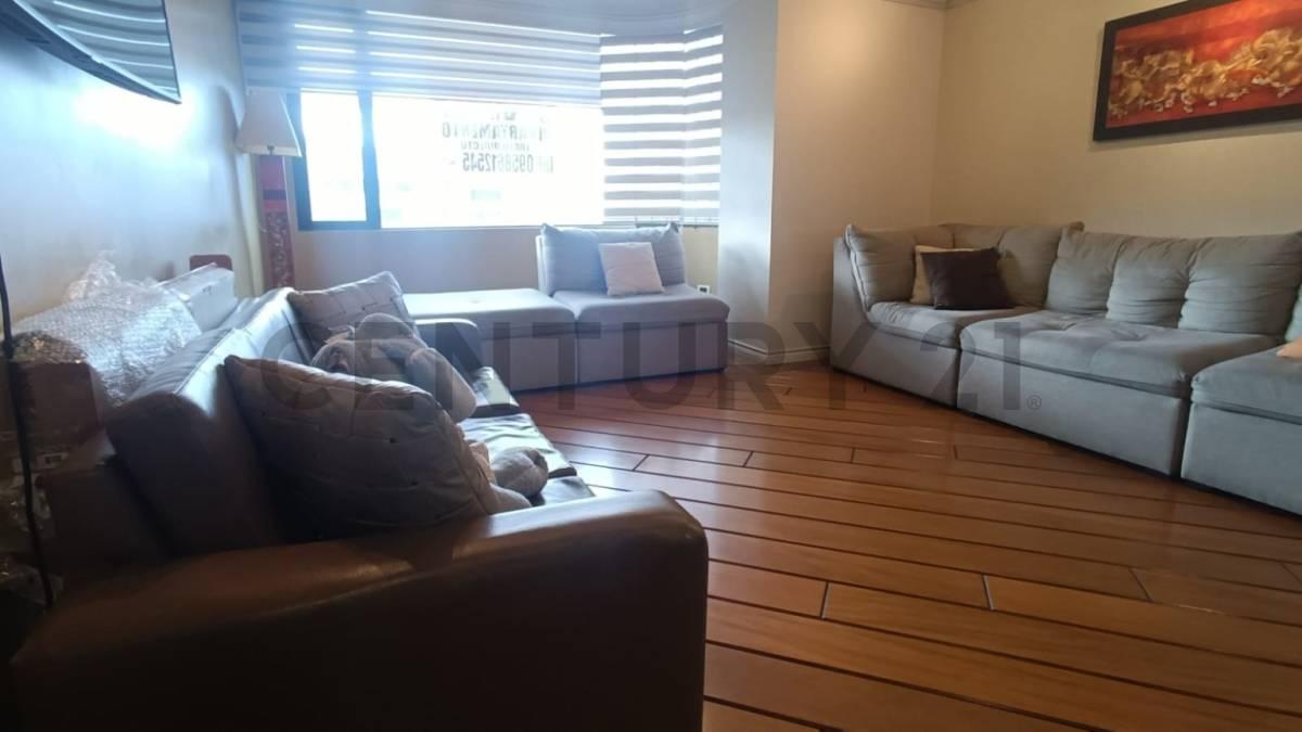 Av de los Granados y Queri s/n, Quito, Pichincha 00001, Ecuador