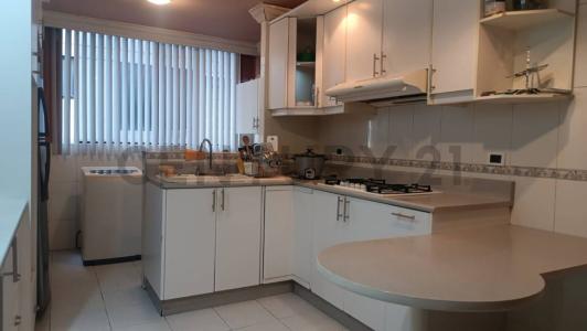 Av de los Granados y Queri s/n, Quito, Pichincha 00001, Ecuador