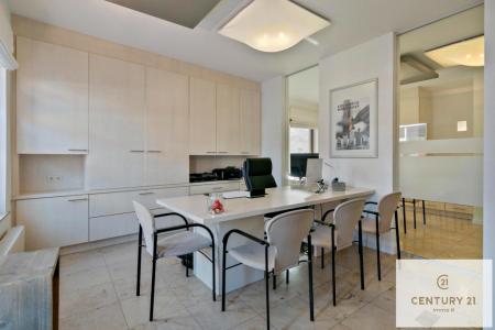 Naamsevest 80, Sint-truiden, 比利時