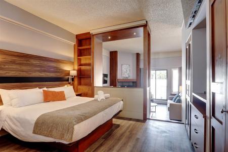 44  Av. de l'Auberge, Orford, Québec J1X 6J3, Canada