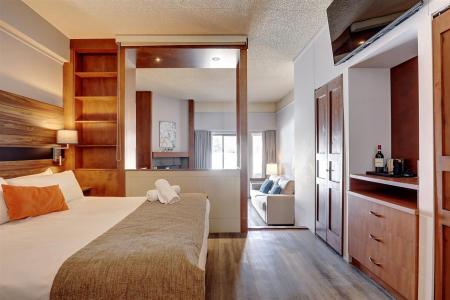 44  Av. de l'Auberge, Orford, Québec J1X 6J3, Canada