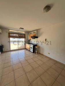 Constitución 682, Rosario, Santa Fe 2000, Argentina