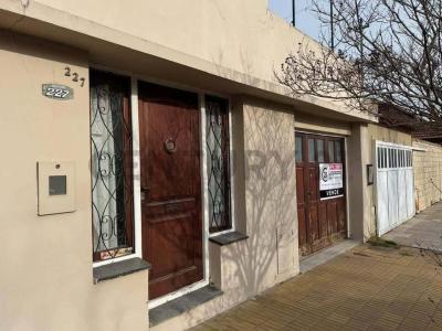 Berutti 227, Tres Arroyos, Buenos Aires (fuera De GBA) 7500, Argentina