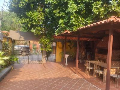 Barrio el Pari, Calle Heroes del Chaco , Sur, Santa Cruz 00001, Bolivia