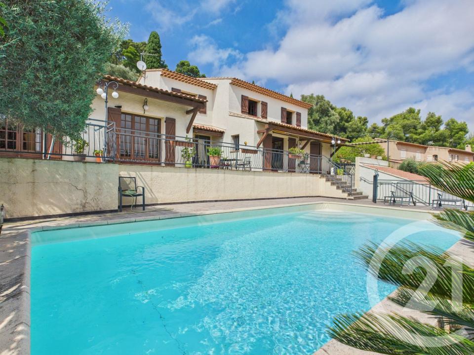 Toulon, Provence-Alpes-Côte D'Azur 83200, アキタン