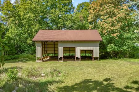 32 Mcclellan Street, Hillsdale, Michigan 49242, États-Unis