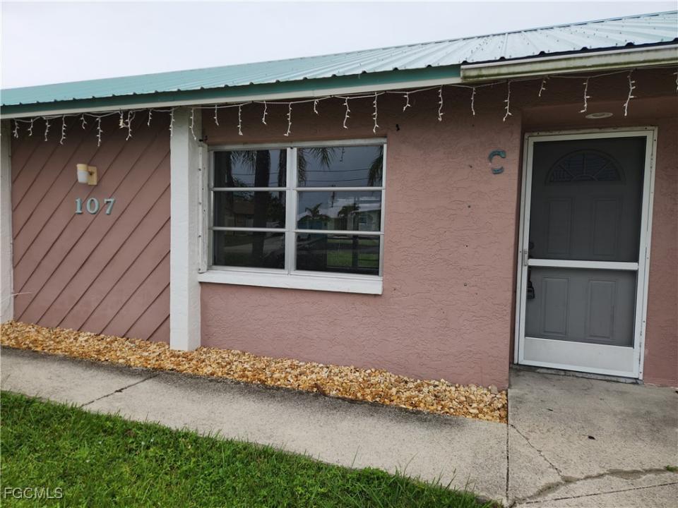 107 SW 16th Terrace , C, Cape Coral, Florida 33990