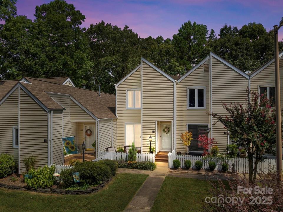 447 Eastwood Drive, Salisbury, Karolina Północna 28146, USA