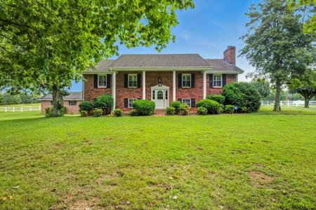 504 N Niota Street, Englewood, Tennessee 37329, USA