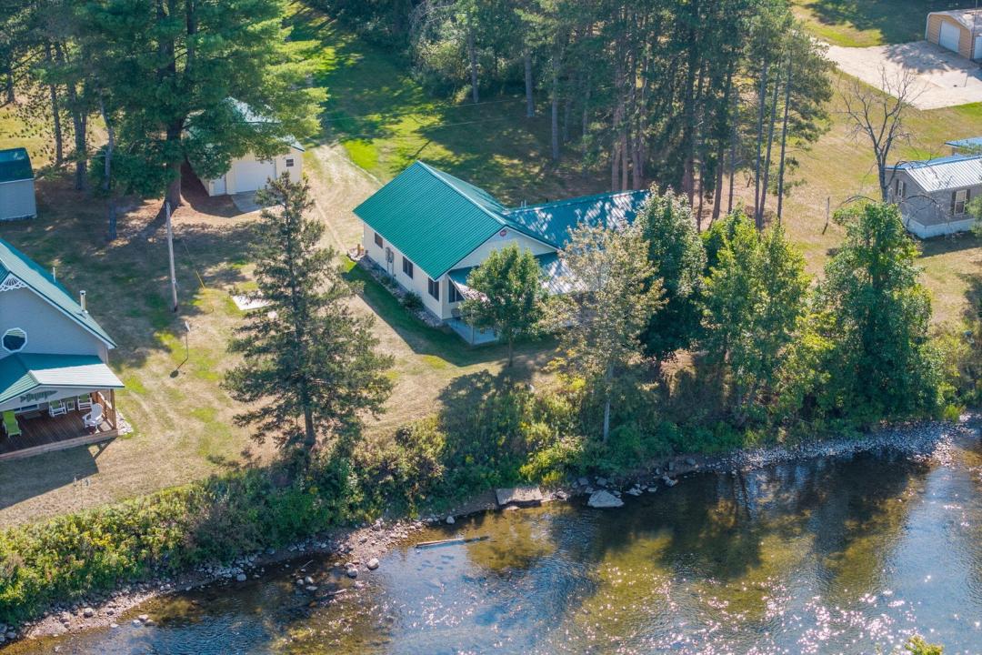 6825 Riverside Road, Evart, Michigan 49631, Estados Unidos