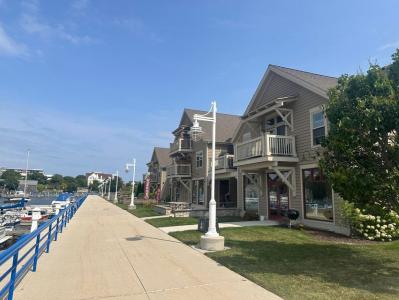 650 S Pier Dr. 6, Sheboygan, ولاية ويسكونسن 53081, الولايات المتحدة
