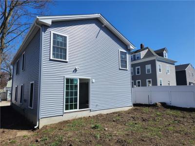 68 Westwood Avenue, Cranston, 罗得岛 02905, 美国