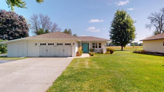 1606 N 8th Pl, Clear Lake, Iowa 50428, USA