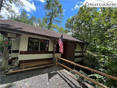 140 Ash Loop, Newland, NC 28657, USA