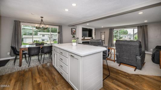 1124 Chestnut Lane, Beulah, 노스다코타 58523, 미국