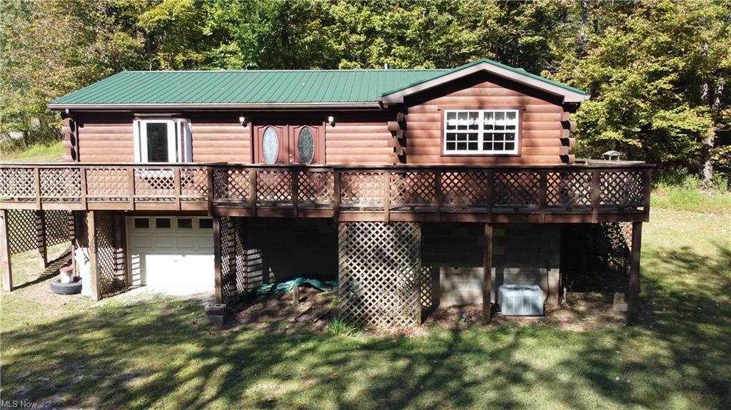 33 Athens Dr, New Cumberland, West Virginia 26047, USA