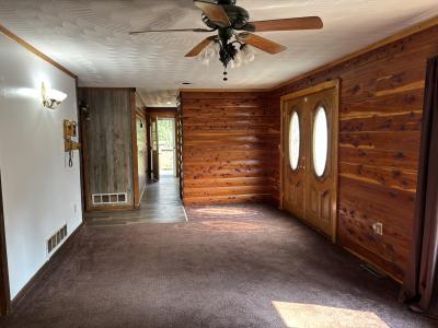 33 Athens Dr, New Cumberland, West Virginia 26047, USA