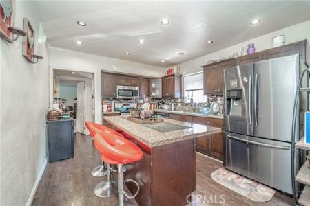 415 E 97th Street, Inglewood, Kaliforniya 90301, Amerika Birleşik Devletleri