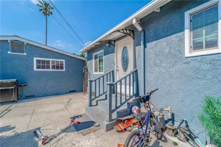 415 E 97th Street, Inglewood, California 90301, HOA KỲ
