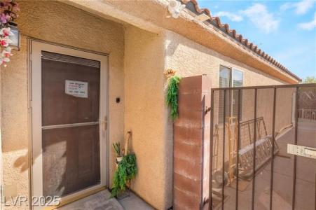 5655 Crowbush Cove Place, Las Vegas, Nevada 89122
