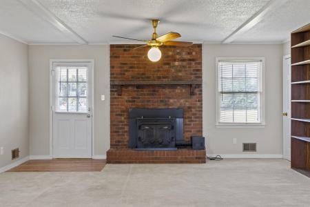 210 Saluda Road, Moore, דרום קרוליינה 29369, ארצות הברית של אמריקה 