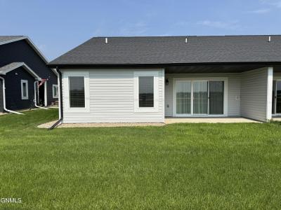 125 Kenner Loop, Bismarck, North Dakota 58504, USA