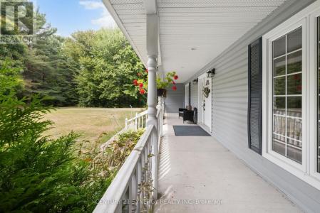 4621 HAGGARTS SIDE ROAD, Elizabethtown-Kitley-, Ontario K6T 1A5, Canadá