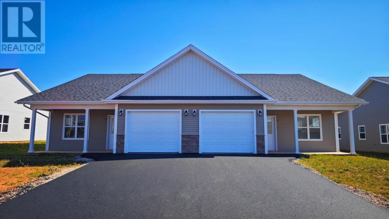 13-15 AIDAN STREET, Charlottetown, 프린스에드워드아일랜드주 C1E 3P9, 캐나다