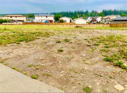 115 CACHE PERCOTTE COVE, Hinton, Alberta T7V 0C3, Canada