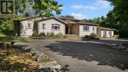 1281 GEORGES VANIER DRIVE NORTH, Ottawa, Ontario K4C 1R6, Canada