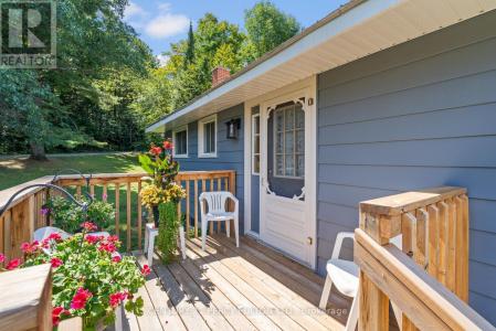 1004 ROSSEAU LAKE 1 ROAD, Muskoka Lakes (watt), 安大略省 P0B 1M0, 加拿大