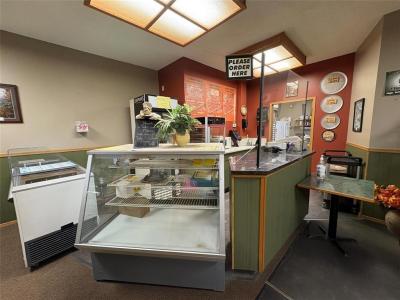 11 2nd Avenue NE, Dauphin, Manitoba R7N 0Z5, Canada