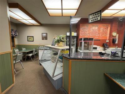 11 2nd Avenue NE, Dauphin, Manitoba R7N 0Z5, Canada