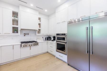 7002 WEST BREWSTER DRIVE WEST, Delta, British Columbia V4E 1V1, Canada