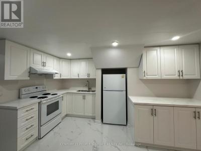 1252 MONT CLAIR DRIVE, Oakville (cp College Park), オンタリオ L6H 1Z4, カナダ