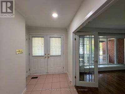1252 MONT CLAIR DRIVE, Oakville (cp College Park), オンタリオ L6H 1Z4, カナダ