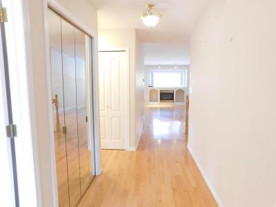 103 FALCONER CO NW NW, Edmonton, Alberta T6R 2V8, Canada