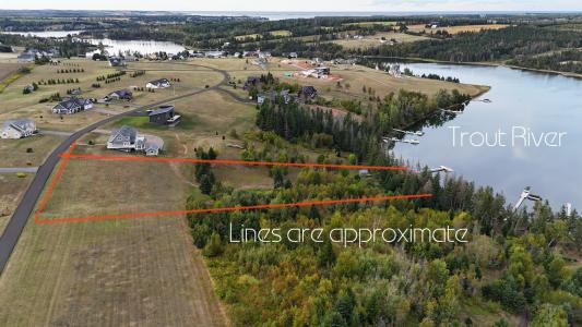 B-5 RIVERBEND, North Granville, Île-du-Prince-Édouard C0A 1N0, Canada