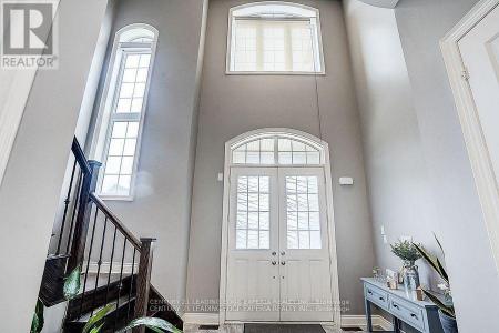 290 INVERNESS WAY, Bradford West Gwillimbury (bradford), Ontario L3Z 2A6, Kanada