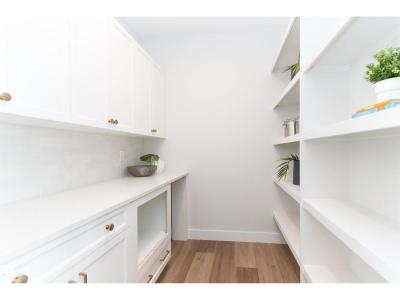 #26 7121 MAY CR NW, Edmonton, Alberta T6R 0X2, Canada