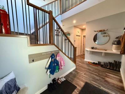 607 MONTGOMERY CLOSE SE, High River, アルバータ T1V 0B7, カナダ