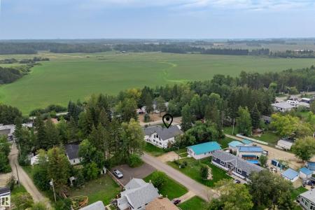 4704 51 STREET, Rural Lac Ste. Anne County, Alberta T0E 0A0, CANADÁ
