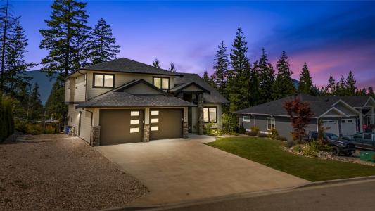 1281 23 STREET SE, Salmon Arm, British Columbia V1E 0C7, Canada