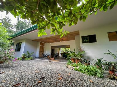 Playa Negra de Puerto Viejo , Puerto Viejo Playa Negra Cahuita Talamanca, Limón 70403, Kosta Rika