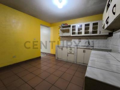 Jr. Sicuani U.I. N° 3 Mz J 5 Lt. 2 Tahuantinsuyo Independencia , Lima, Lima 00001, Peru