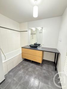 Bezons, Ilha De França 95870, França