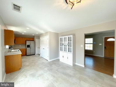 813 Yardley Drive, Prince Frederick, Maryland 20678, USA