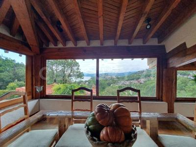 Avándaro S/N,, Valle De Bravo, Estado De Mexico 51200, Mexico