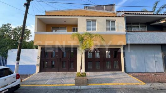 Pino Humboldtzi 131,, Morelia, Michoacán 58057, Mexico