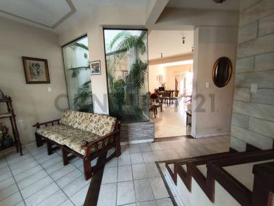 calle Tarija 832, Centro, Santa Cruz 00001, Bolivia